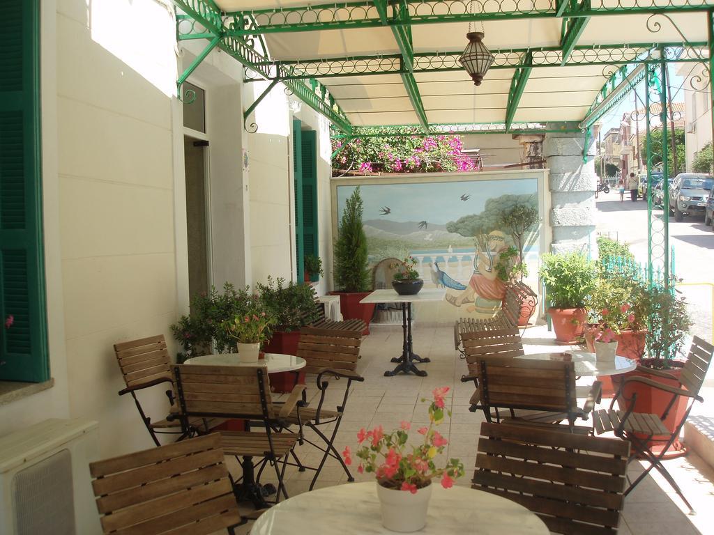 Orfeas Hotel Mytilene Exterior photo